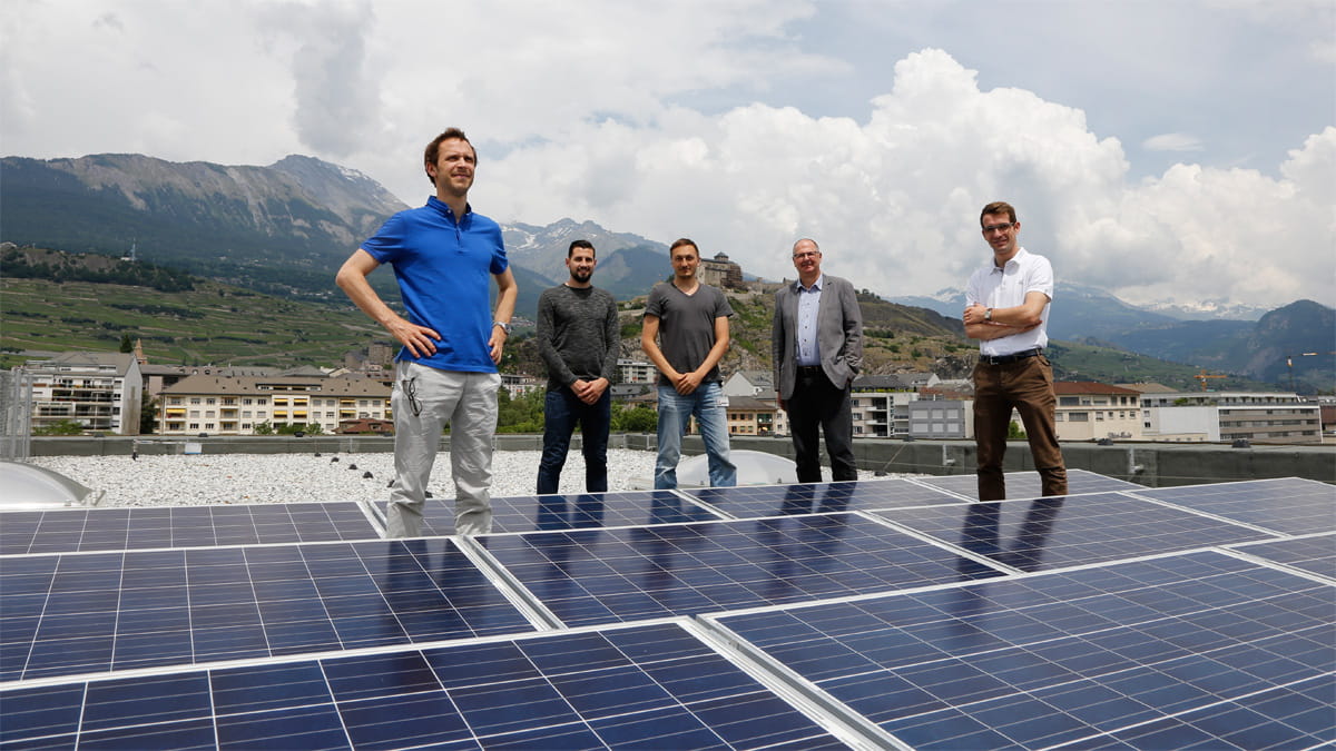 Halbnahe Aufnahme der drei Gründer von NÜWIEL, welches eines der Förderpakete beim Start-up-Accelerator Climate-KIC erhielt.